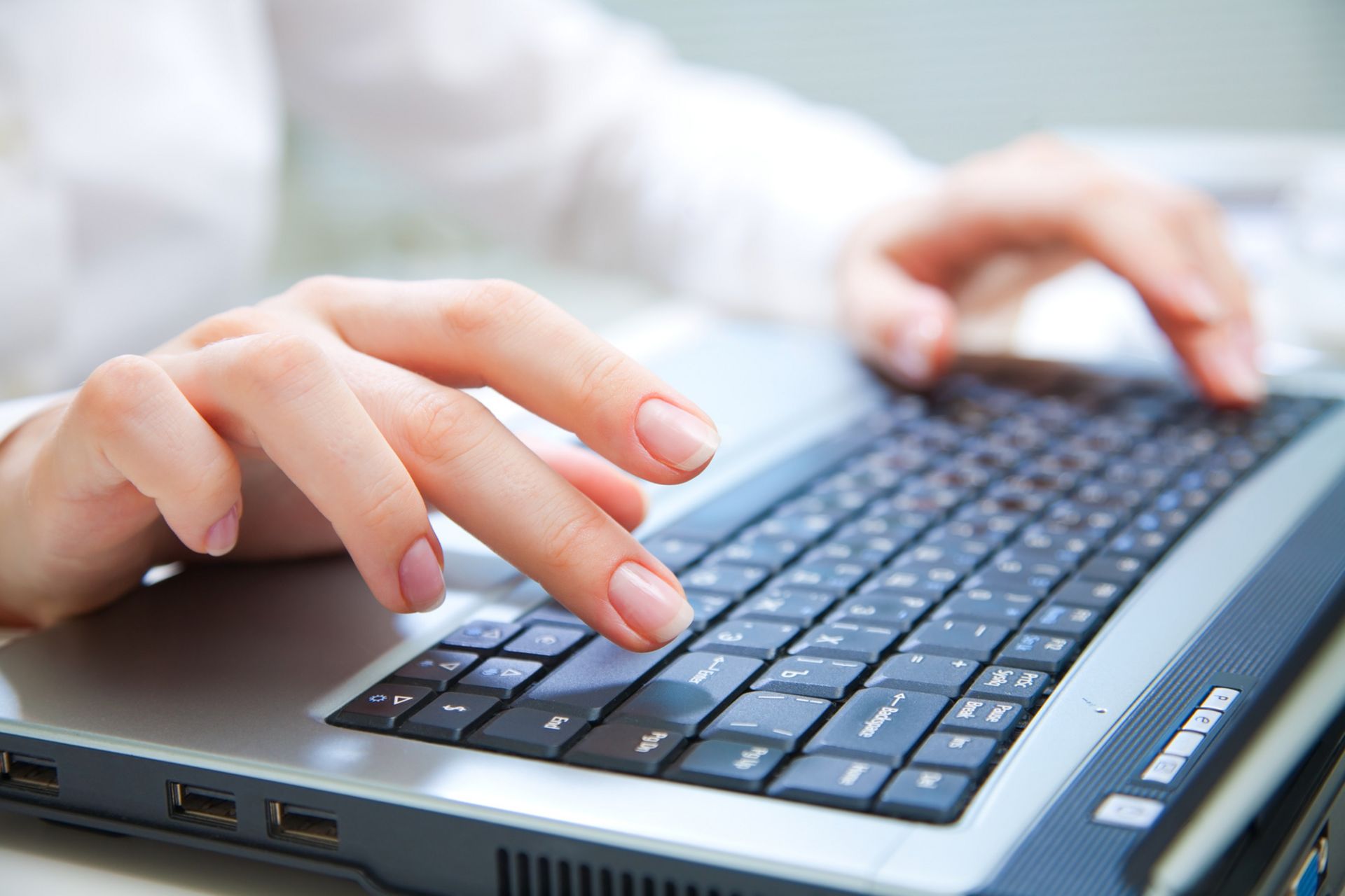 <b>Verträge</b> einfach online kündigen